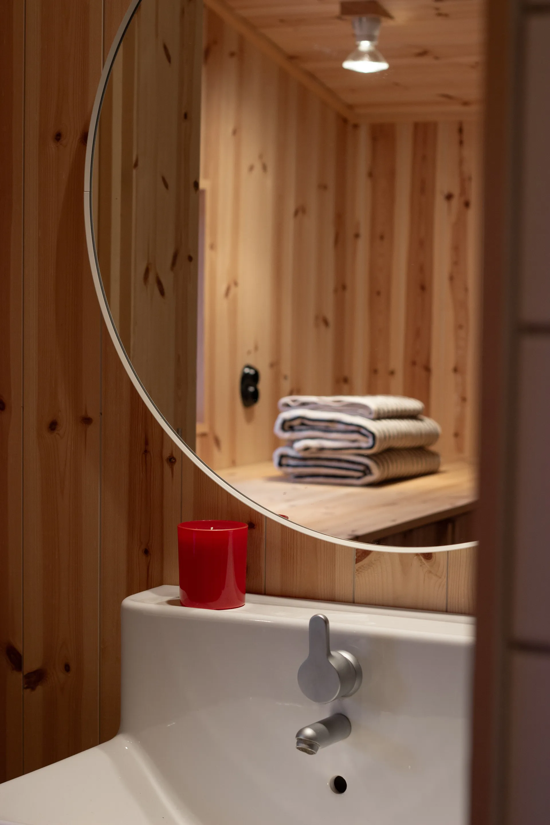 Toalla de baño Drift 100x150 cm, Blanco-negro Scandi Living