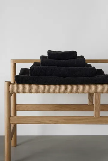 Toalla de baño Drift 70x140 cm - Negro - Scandi Living