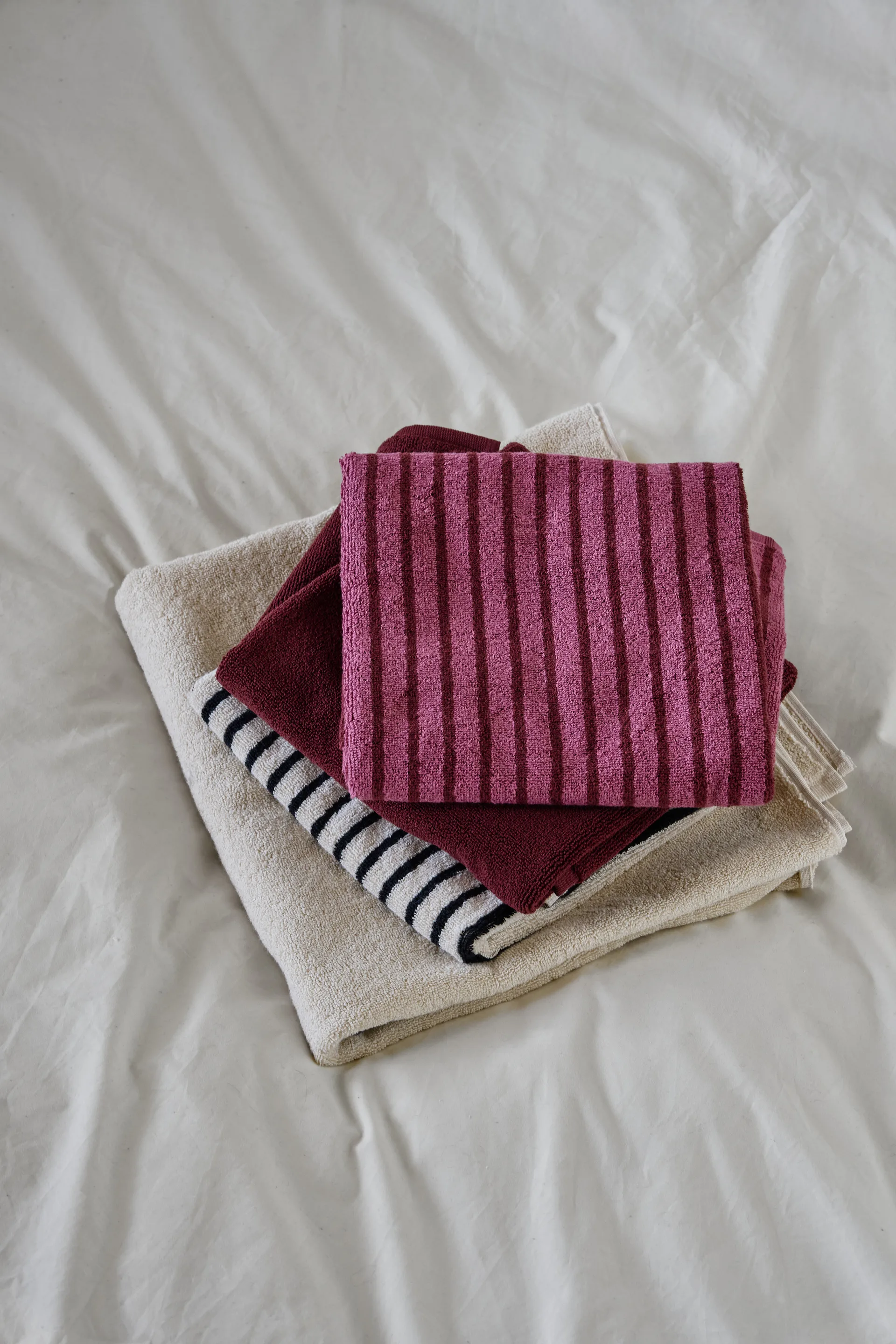 Toalla de manos Drift 50x70 cm, Rojo Scandi Living