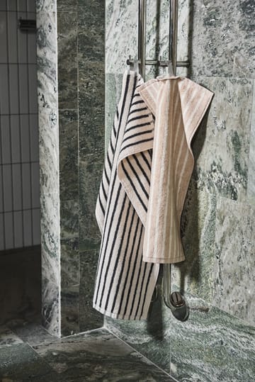 Toalla Drift 50x70 cm - Blanco-negro - Scandi Living