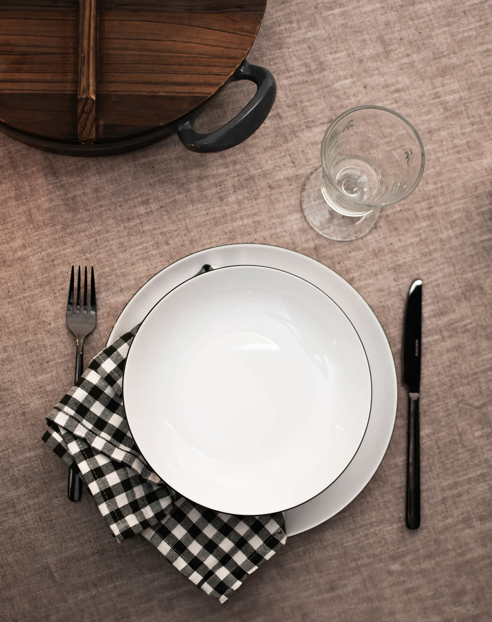 Vajilla Lido black line 12 piezas, Blanco con canto negro Seltmann Weiden