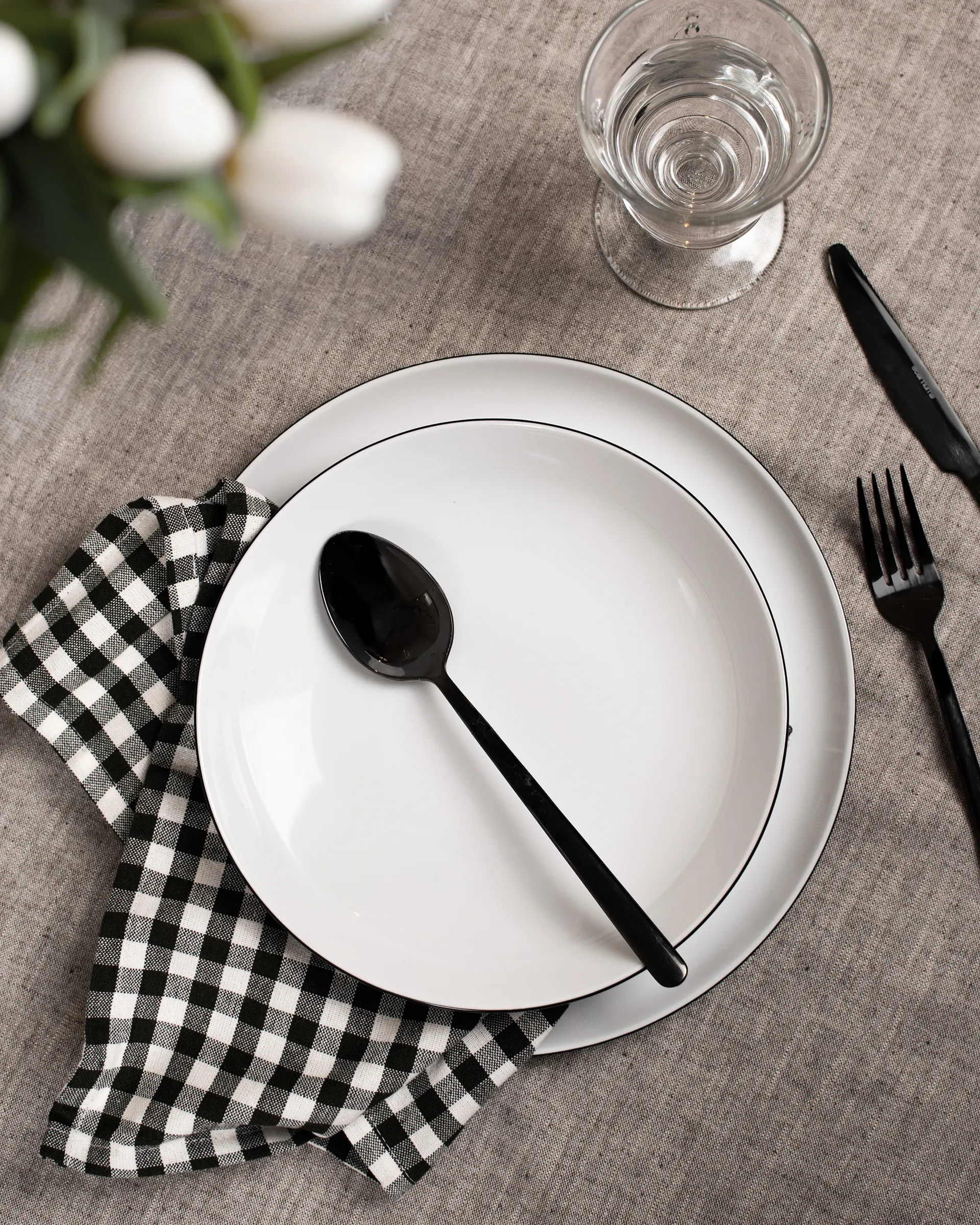 Vajilla Lido black line 12 piezas, Blanco con canto negro Seltmann Weiden