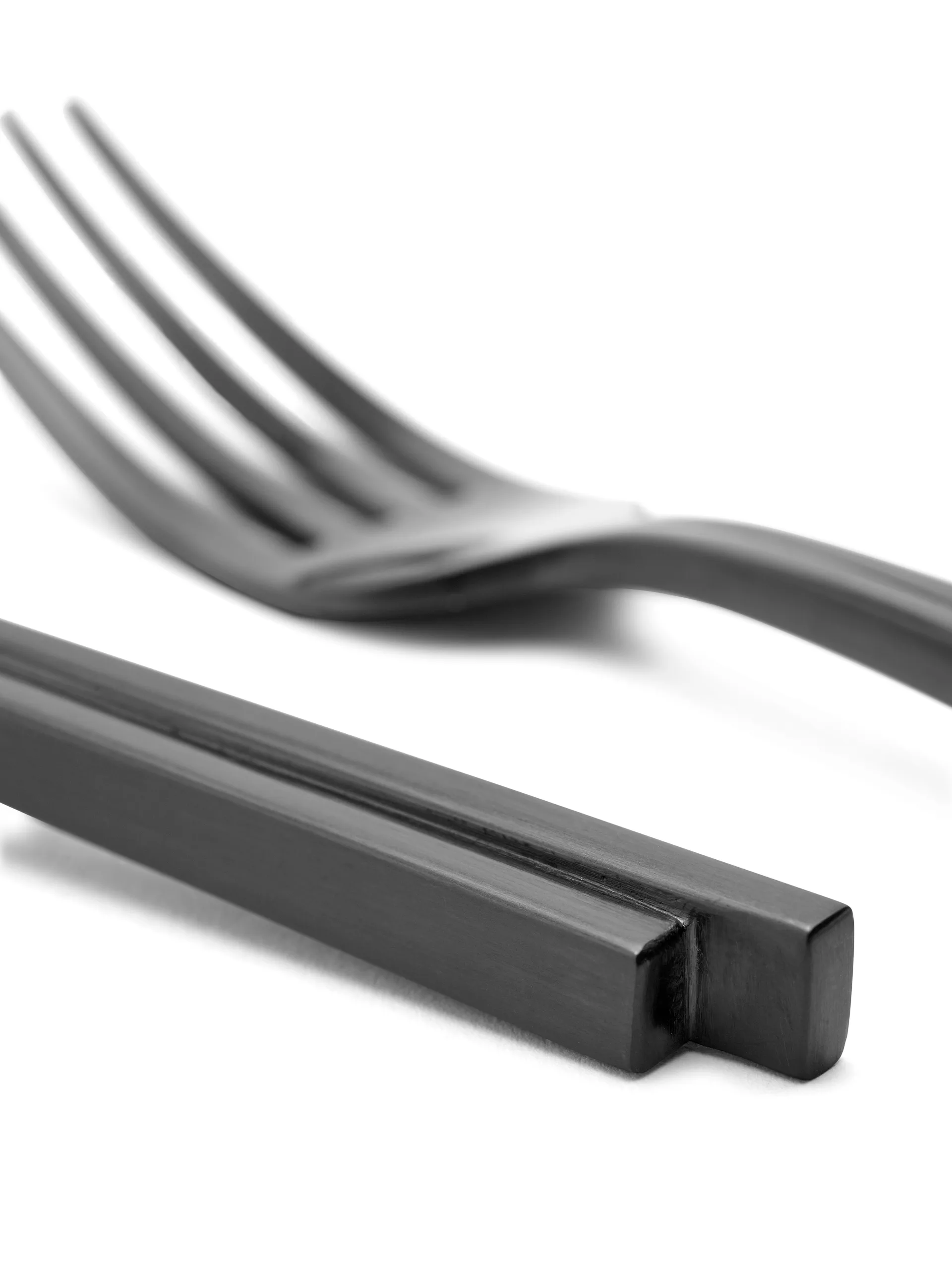 Cubertería Dune 5 piezas en estuche de regalo, Black Serax