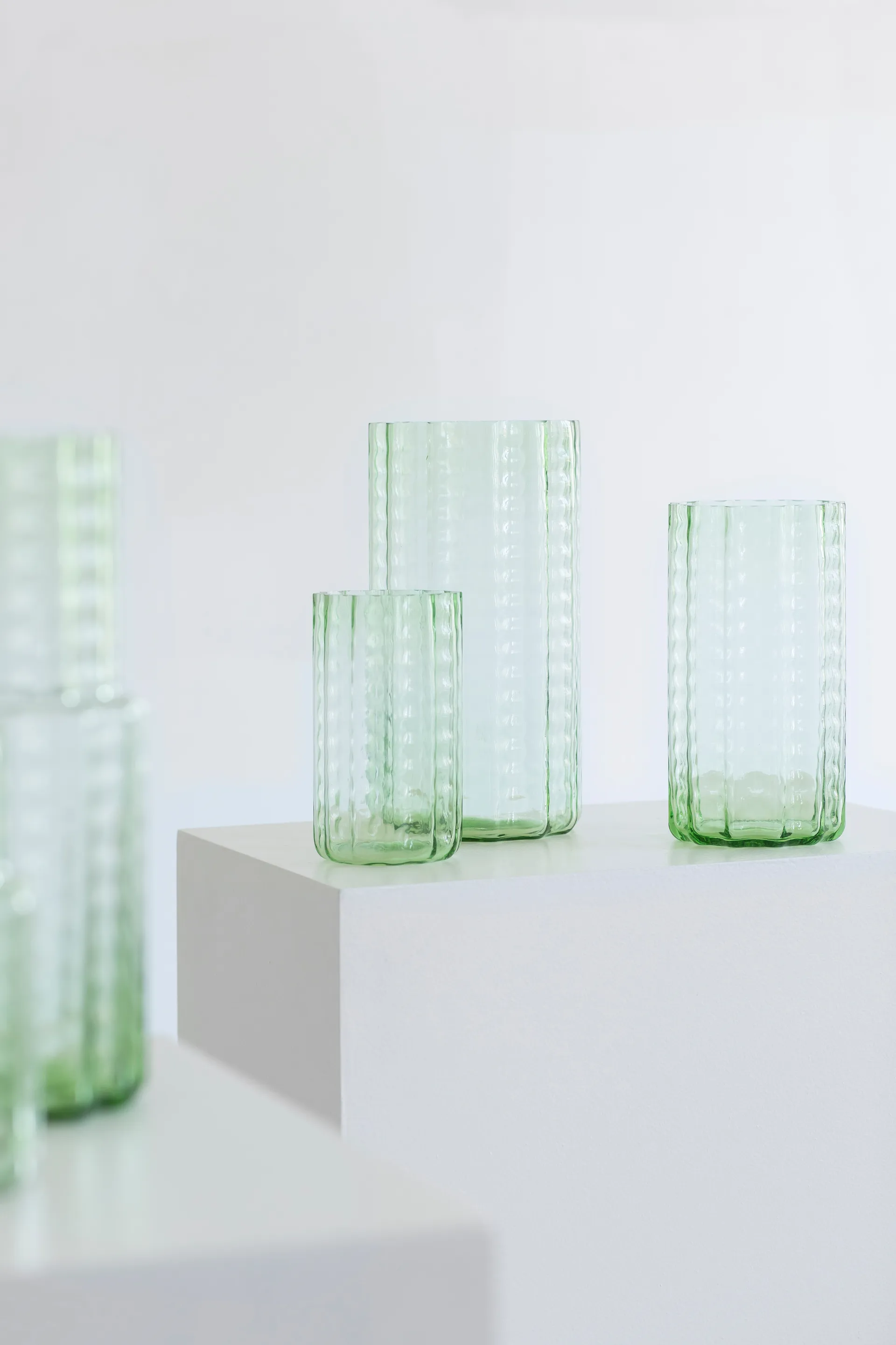 Jarrón Waves 01 21 cm, Green-clear Serax