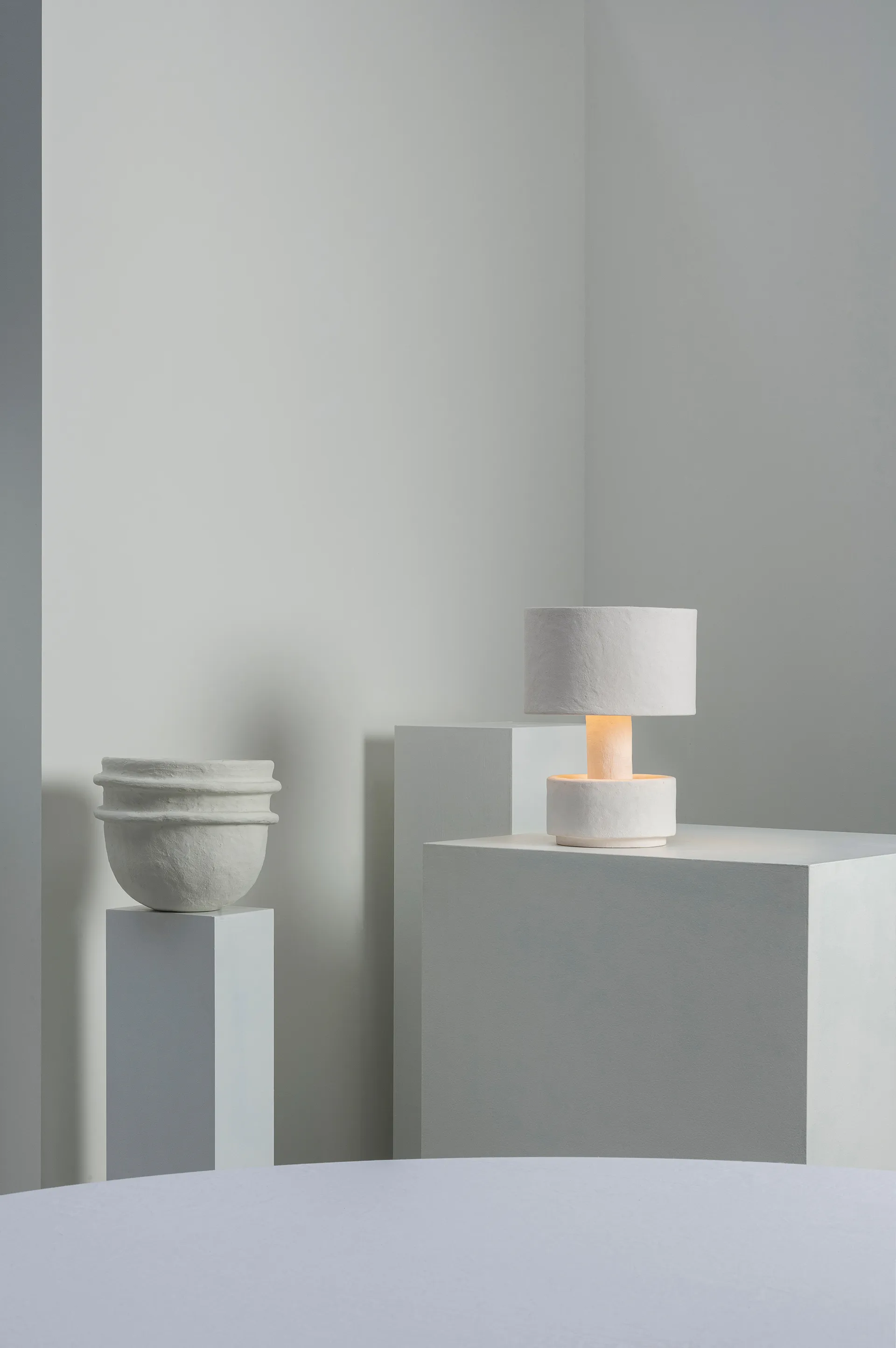 Lámpara de mesa Earth 44 cm, White Serax