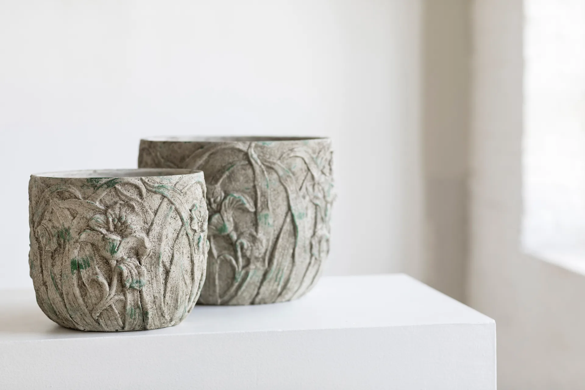 Maceta Rustic patrón de flores M 25,5 cm, Grey Serax