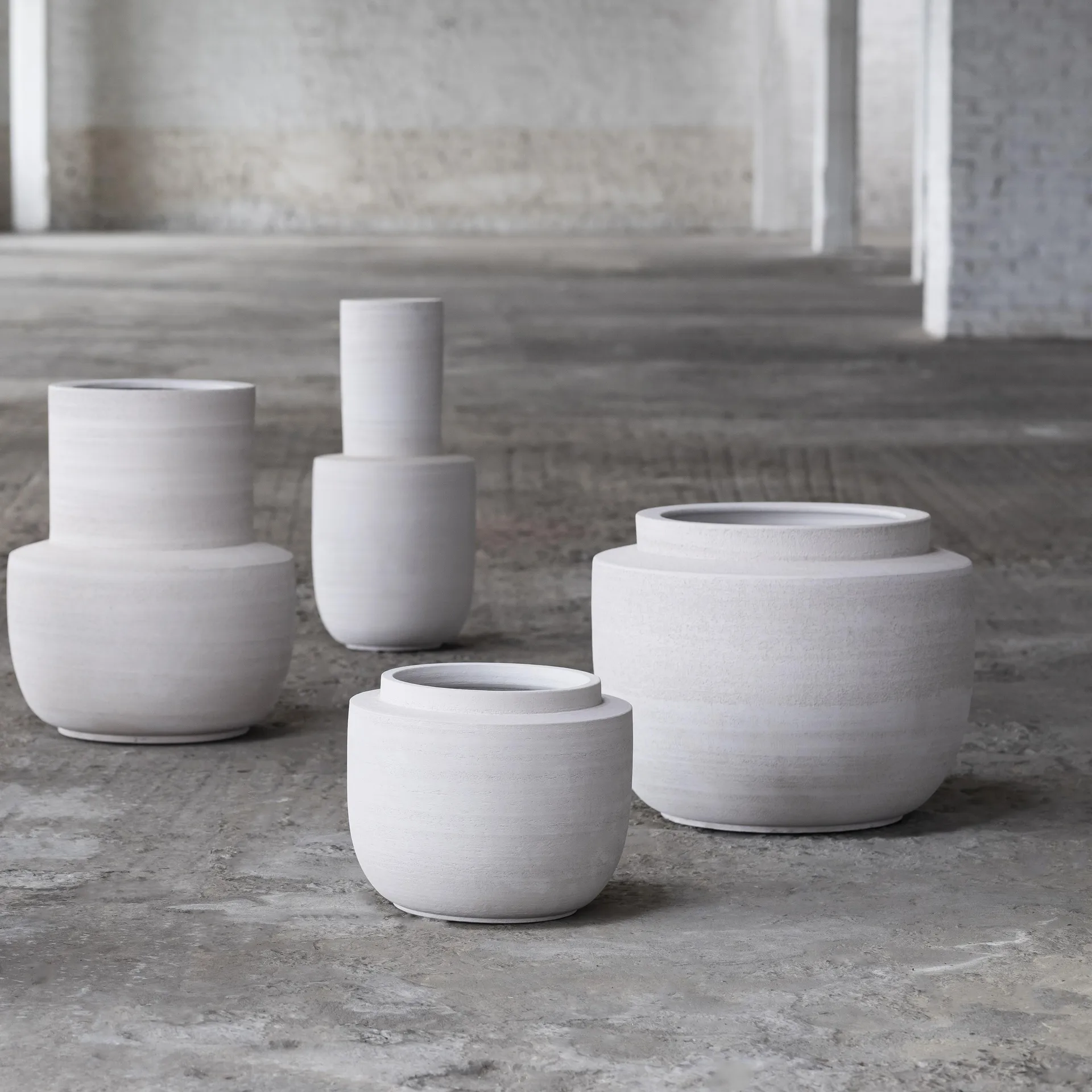 Maceta Volumes, h24 Ø28,5 cm Serax