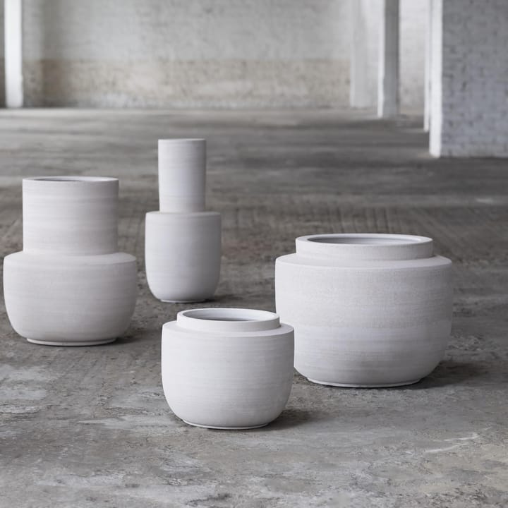 Maceta Volumes, h24 Ø28,5 cm Serax