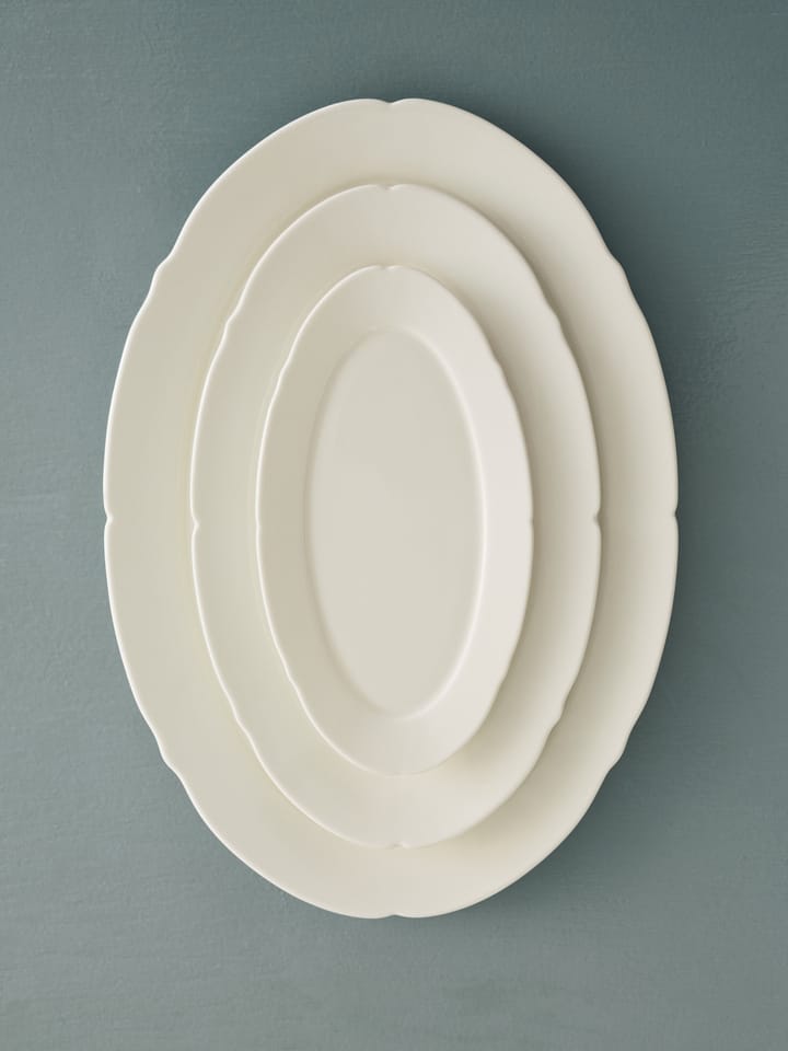 Plato Silhouette oval M 15x24,5 cm, White Serax