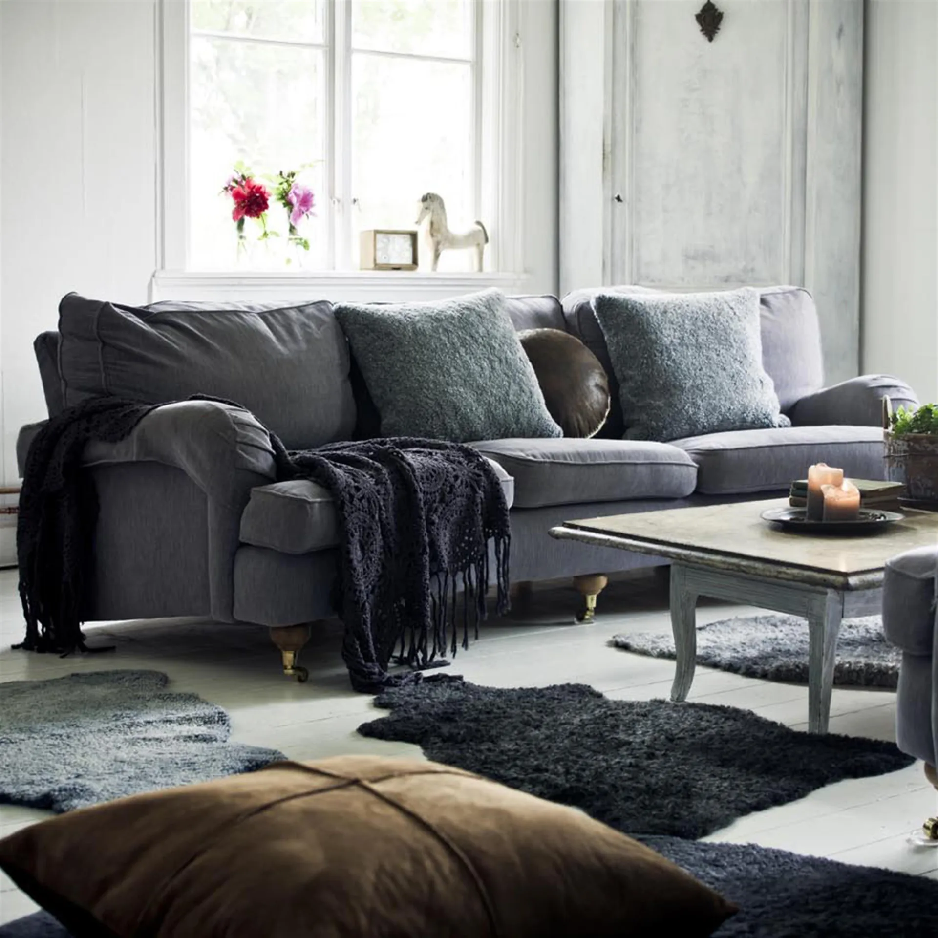 Piel de oveja Ella, negro grafito Shepherd of Sweden