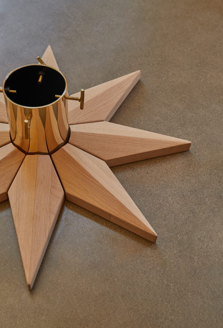 Pie para árbol de navidad Stella Ø50,5 cm, roble Skagerak