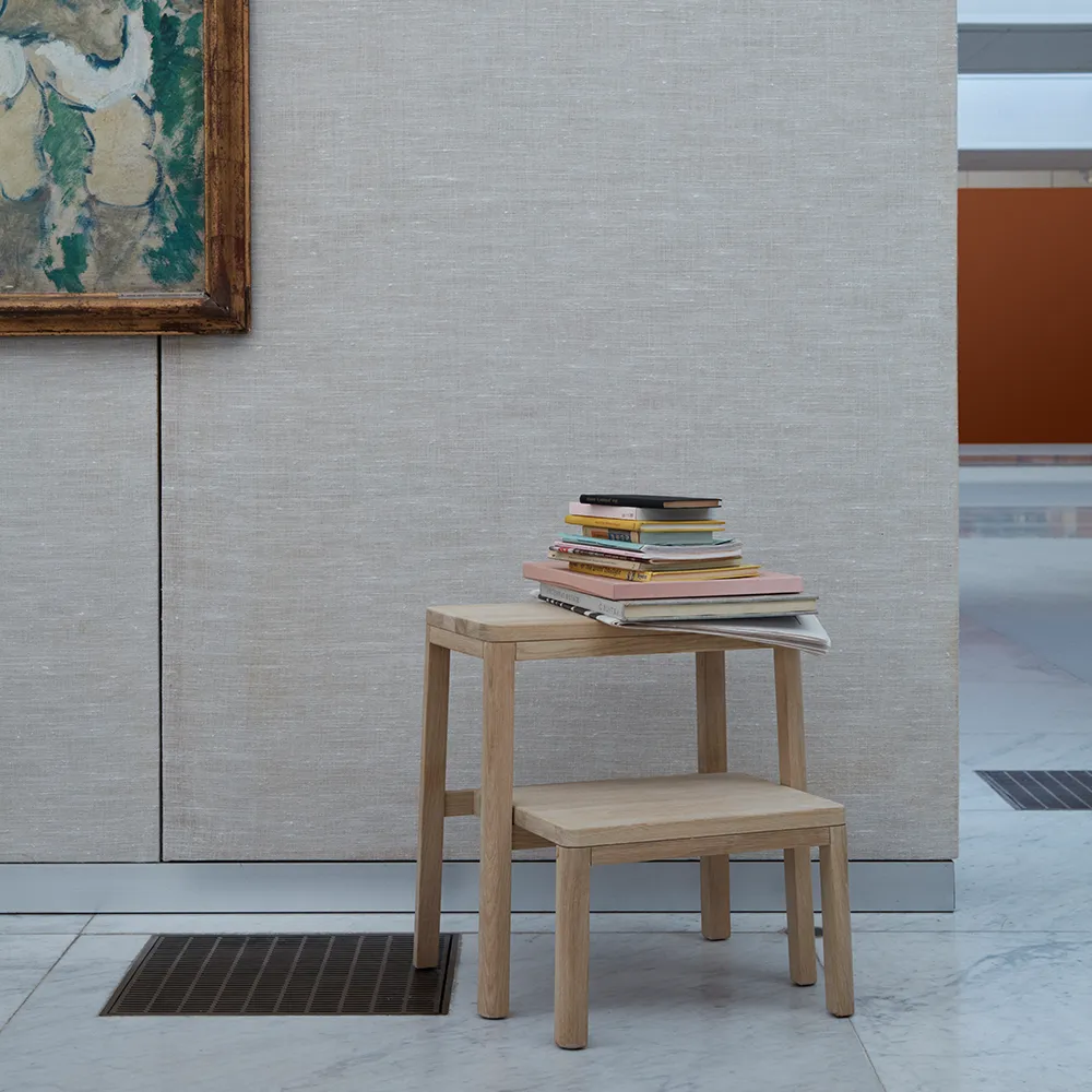 Taburete escalera Noboru step ladder, Roble Skagerak