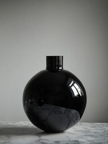 Jarrón Pallo - negro 39 cm - Skrufs Glasbruk