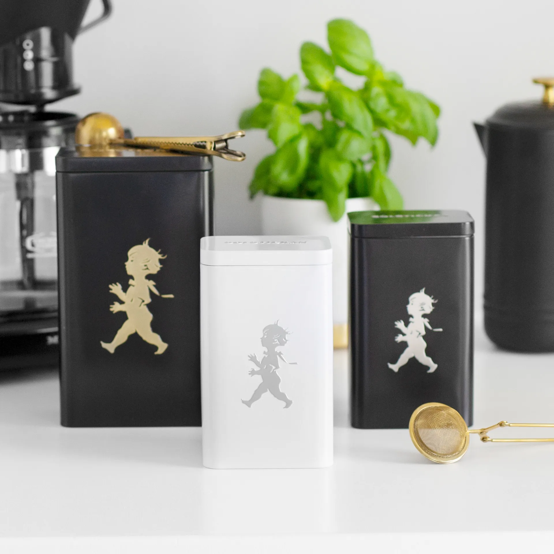 Bote de té Solstickan 15,2 cm, Negro mate Solstickan Design