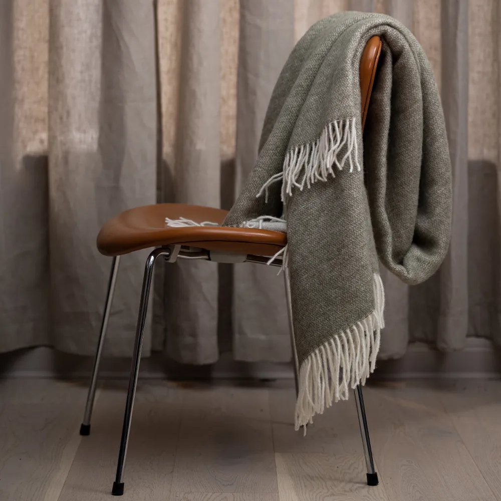 Manta Wool, Olive & offwhite Stackelbergs