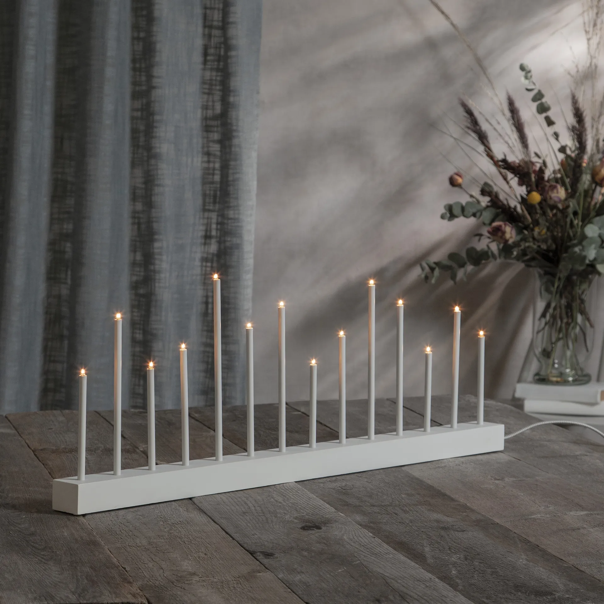 Candelabro de Adviento Echo, blanco Star Trading