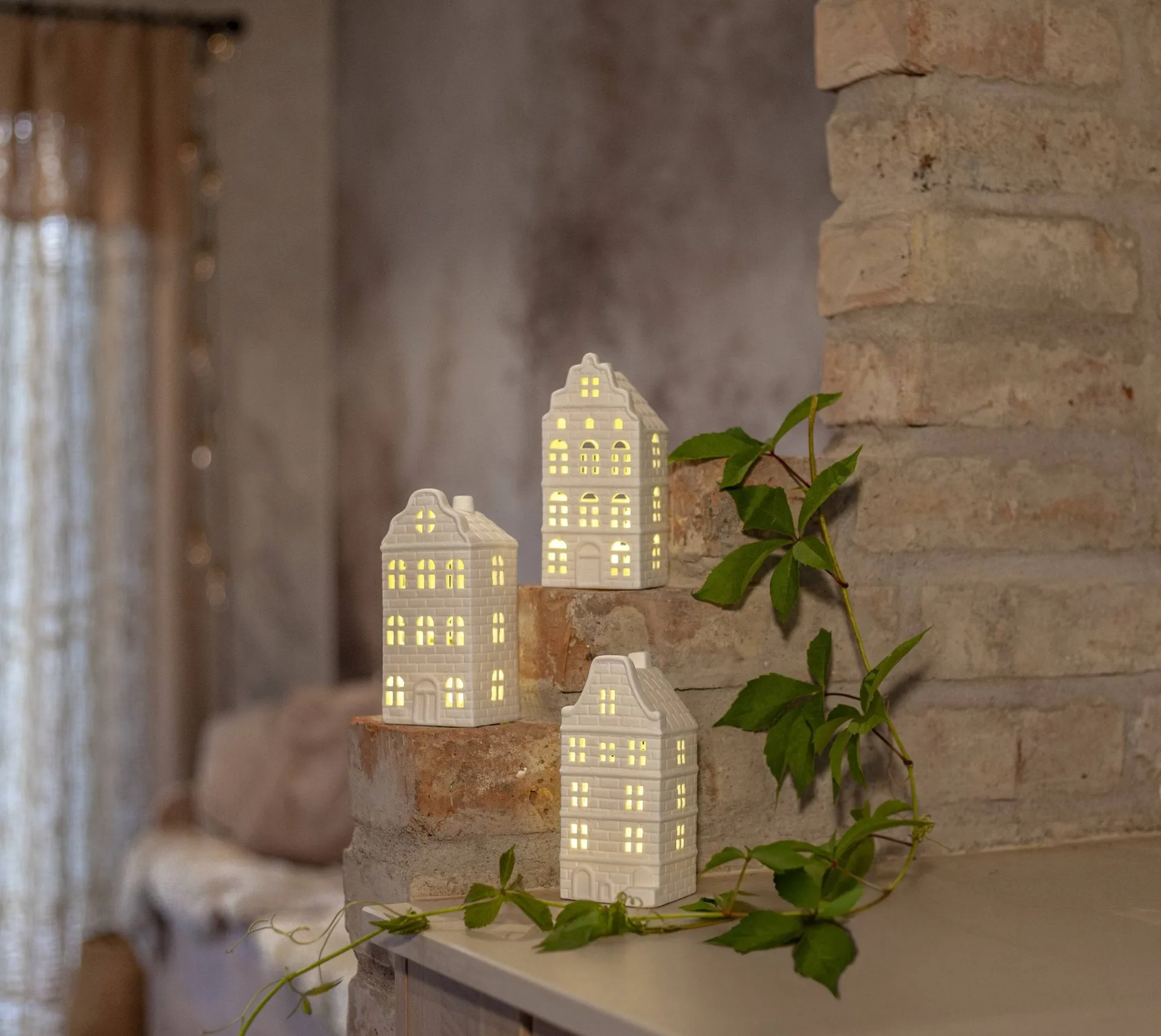 Decoración de interior de invierno, Casa blanca, 3 piezas Star Trading Decoración de interior de invierno, Casa blanca, 3 piezas Star Trading