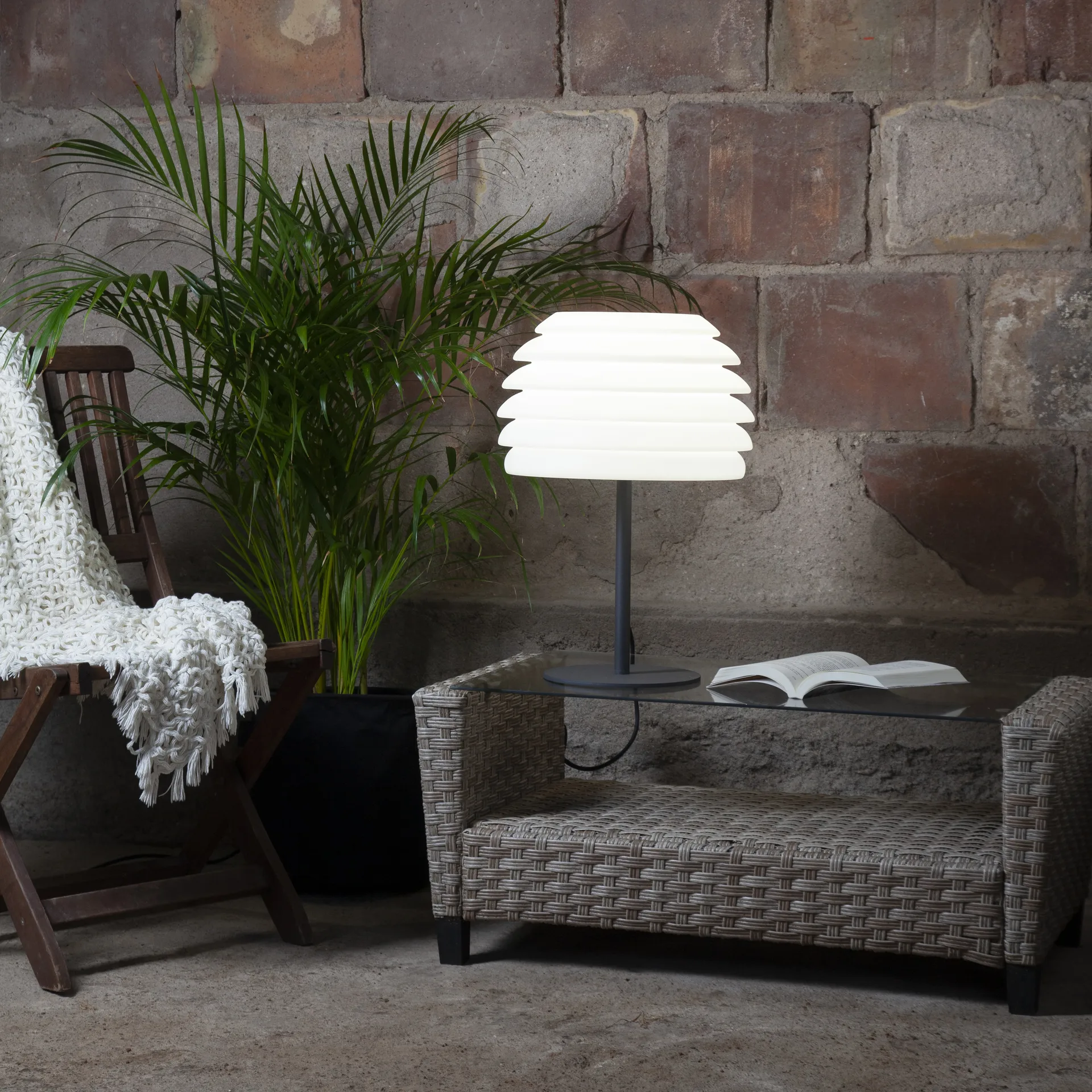 Lámpara de mesa GardenLight, negro-blanco Star Trading