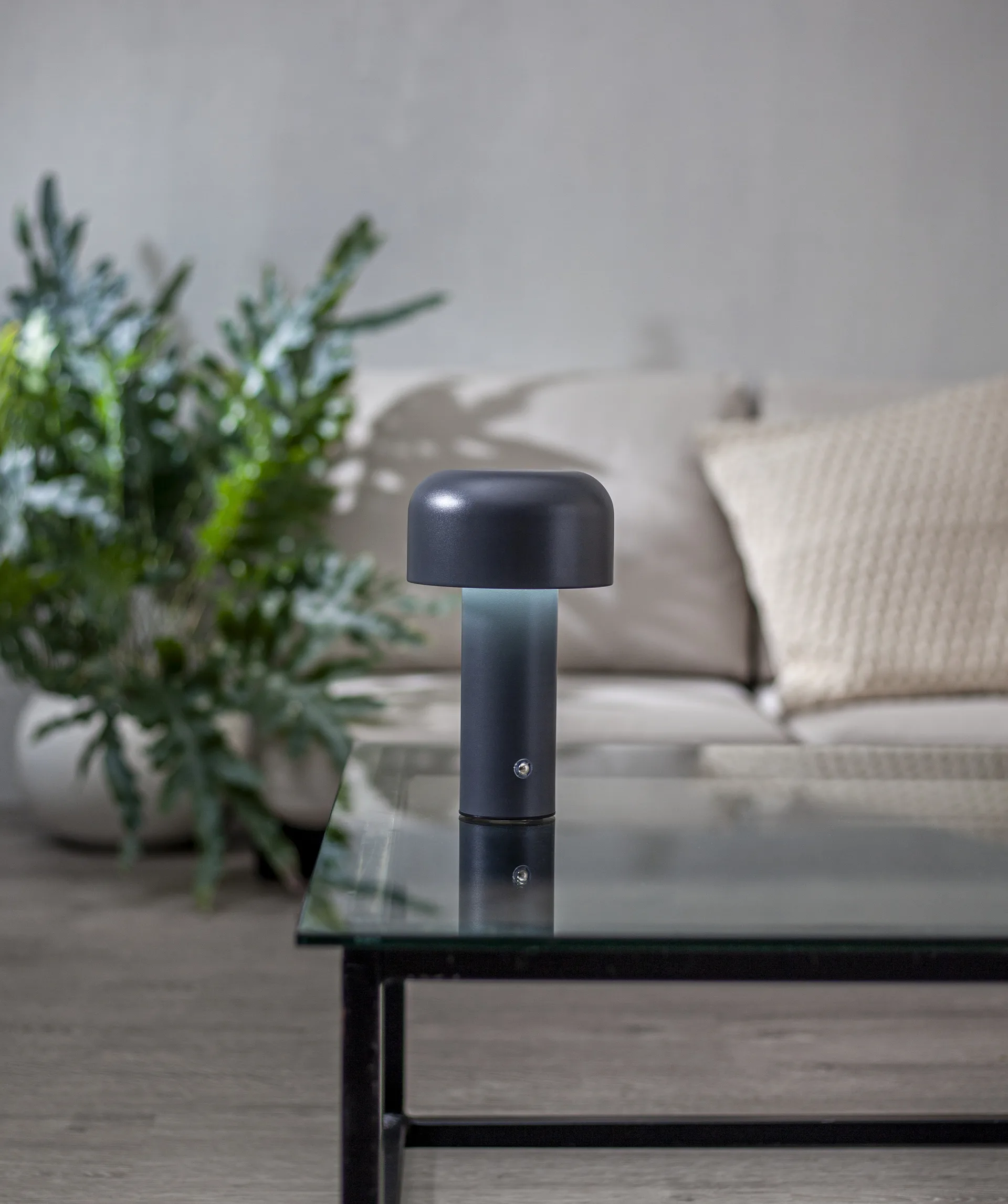 Lámpara de mesa portátil Bobby, Gris Star Trading