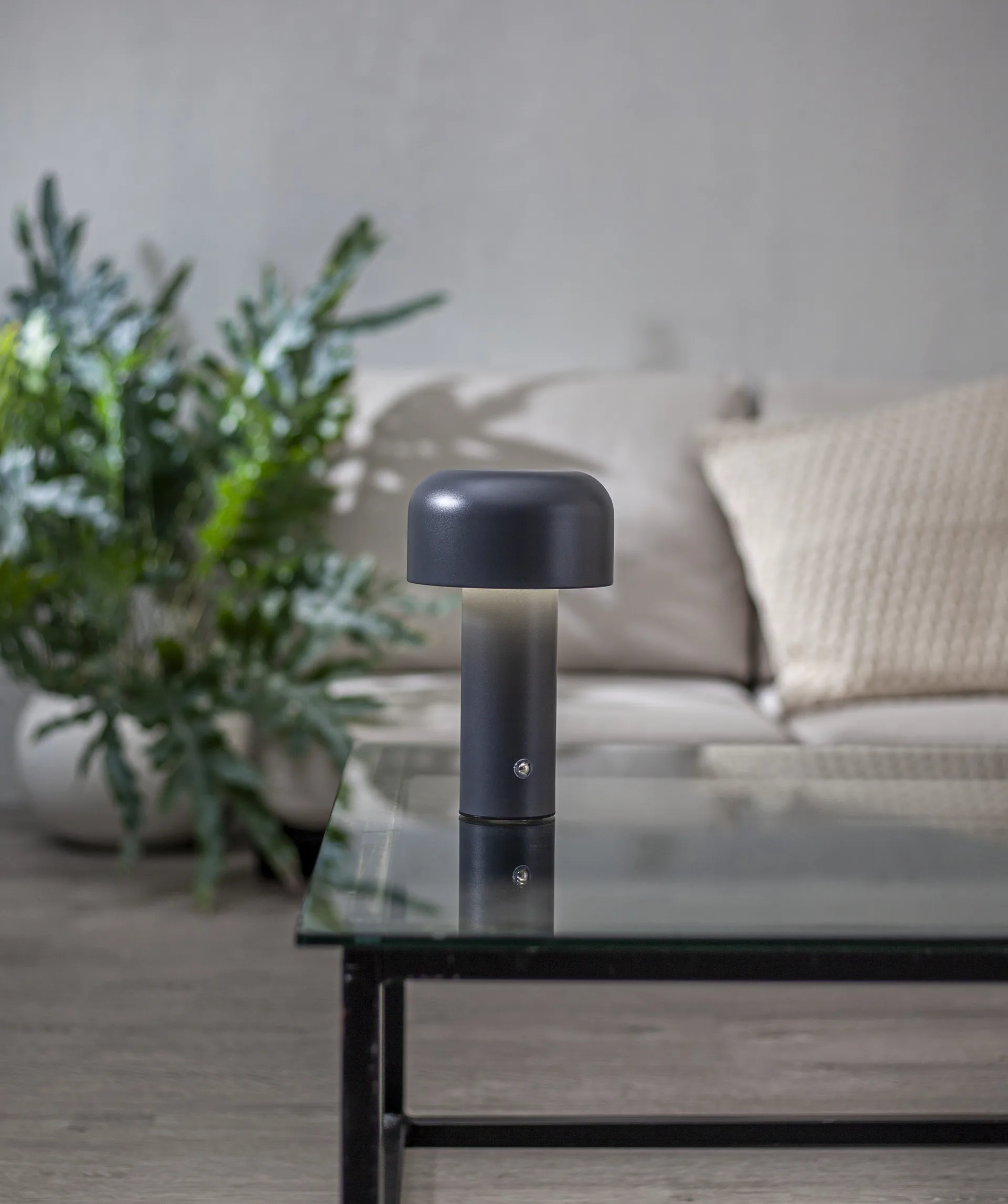 Lámpara de mesa portátil Bobby, Gris Star Trading