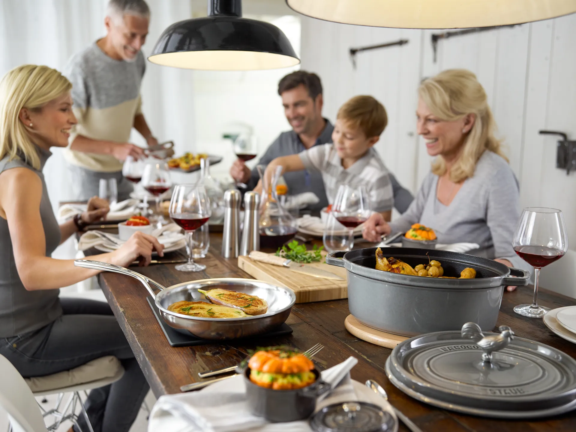 Cacerola de hierro fundido Staub La Cocotte oval 3,2 L, Gris grafito STAUB