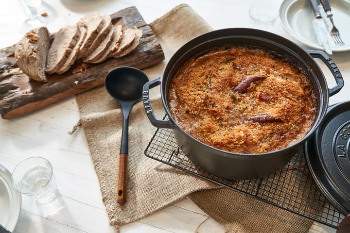 Cacerola de hierro fundido Staub La Cocotte redonda 12,6 L, Negro STAUB
