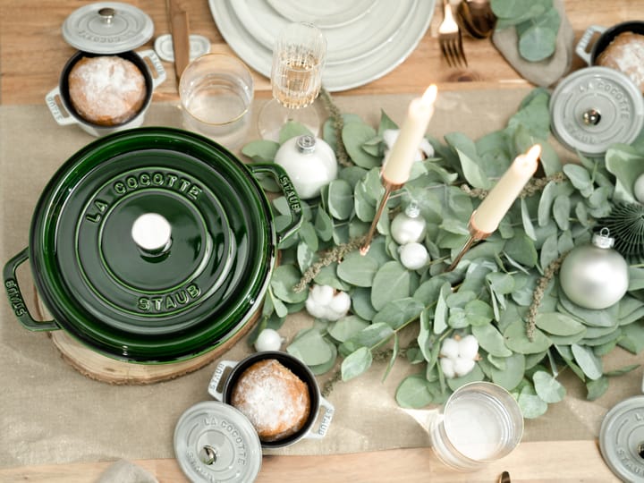 Cacerola de hierro fundido Staub La Cocotte redonda 3,8 L, Verde albahaca STAUB
