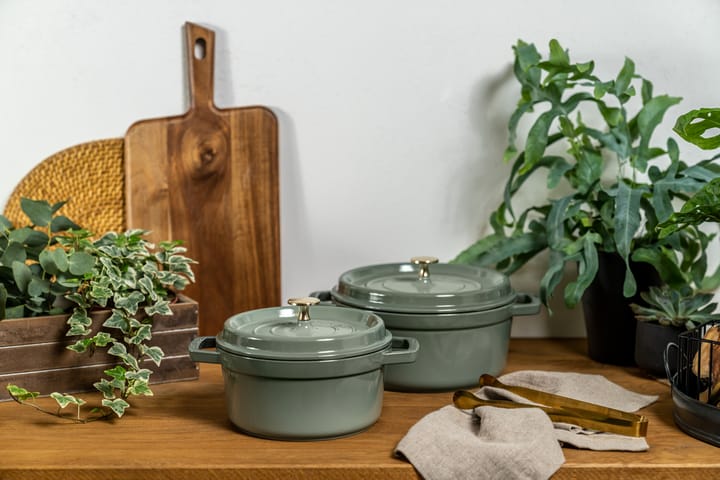 Cacerola de hierro fundido Staub La Cocotte redonda 5,2 L, Madera de eucalipto STAUB