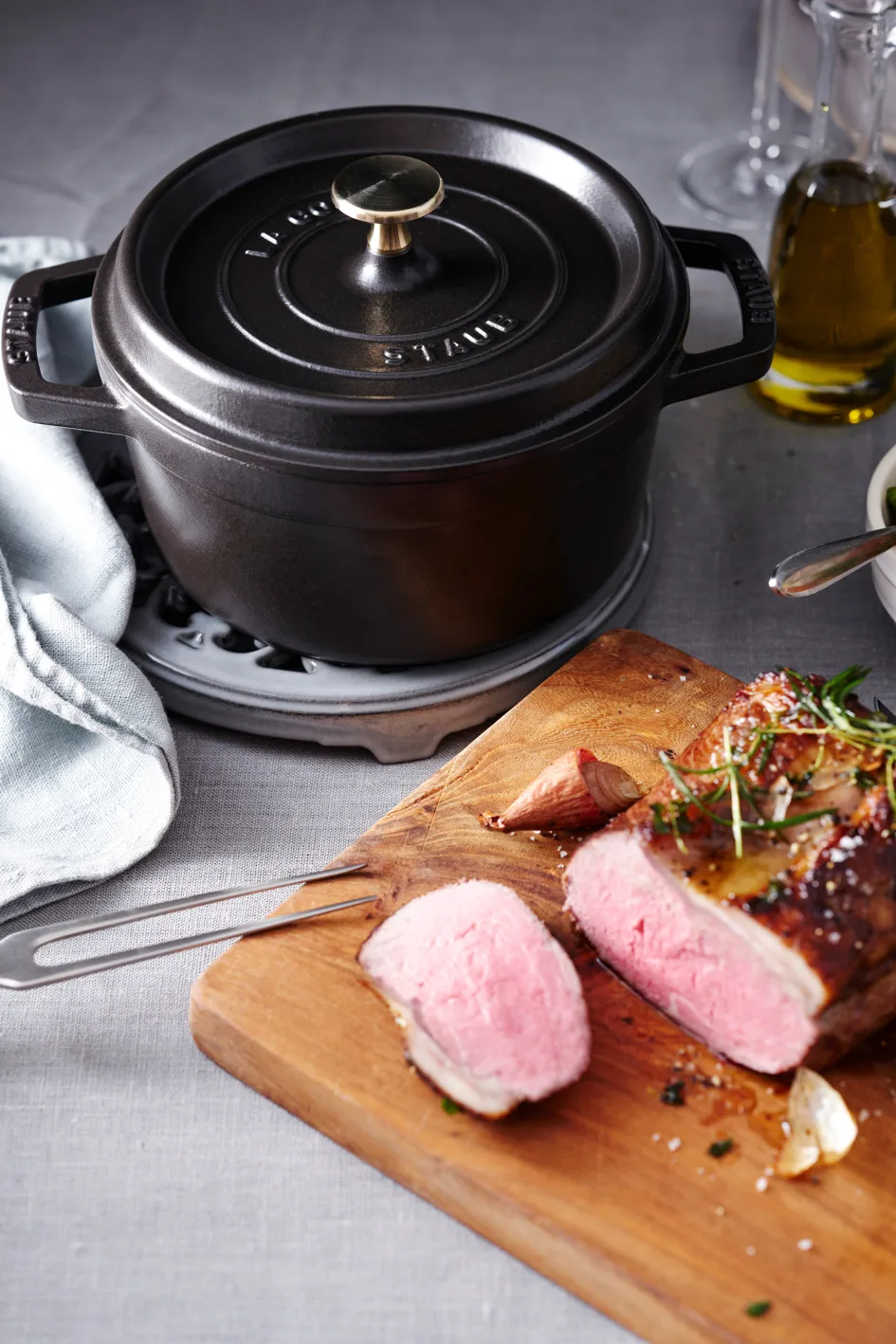 Olla de hierro fundido Staub redonda 5,2 l, negro STAUB