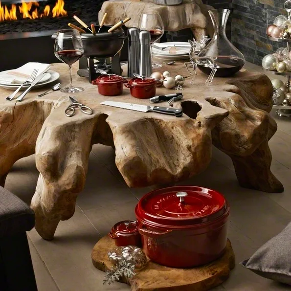 Olla de hierro fundido Staub redonda 6,7 l, rojo STAUB