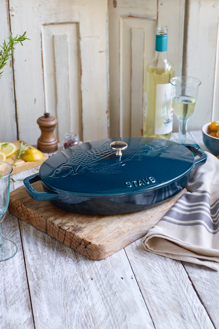 Olla La Mer ovalada, tres capas de esmalte, 32 cm STAUB