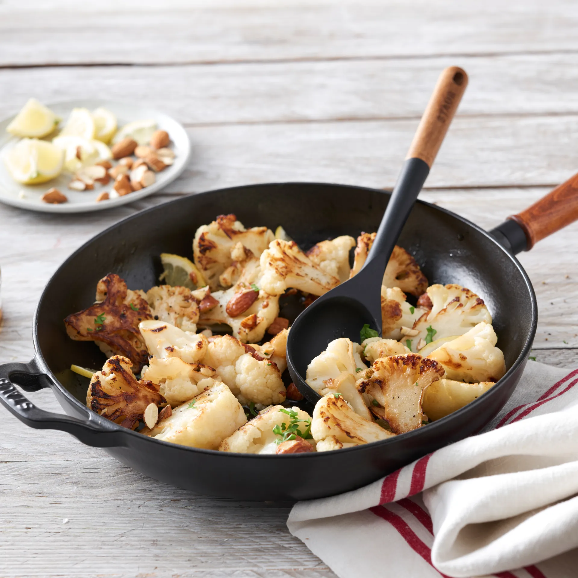 Sartén con mango de madera Vintage Ø28 cm, negro STAUB