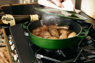 Sartén para saltear Staub Chistera de hierro fundido Ø28 cm - Verde albahaca - STAUB
