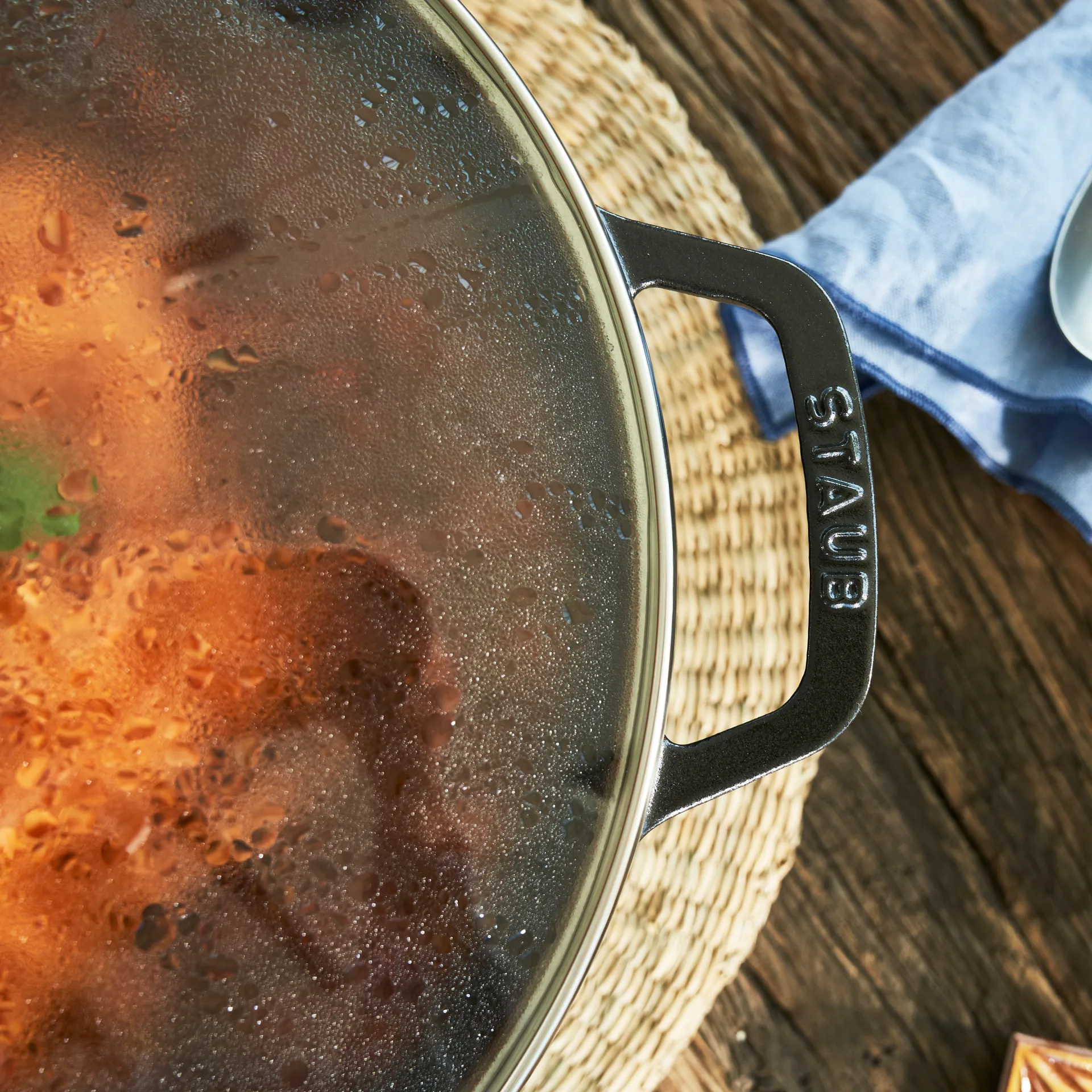 Wok con tapa de cristal Ø37 cm 5,7 L, negro STAUB