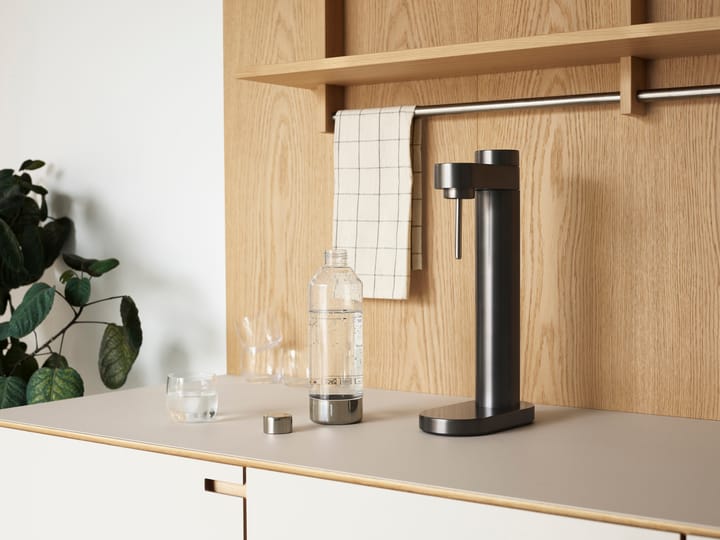 Carbonatador de agua Brus, Black metalic Stelton