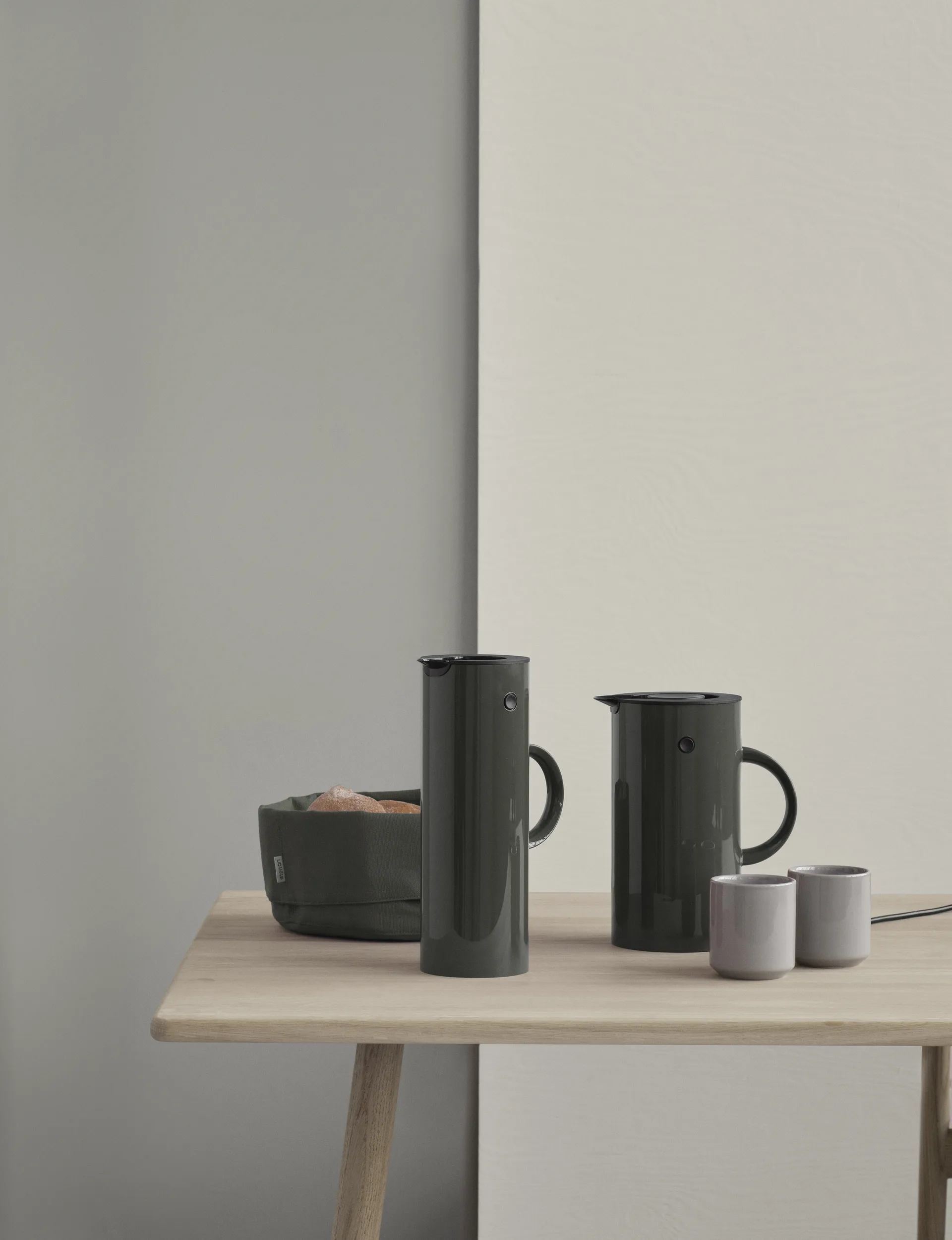 Hervidor EM77, 1.5 L, Dark forest Stelton