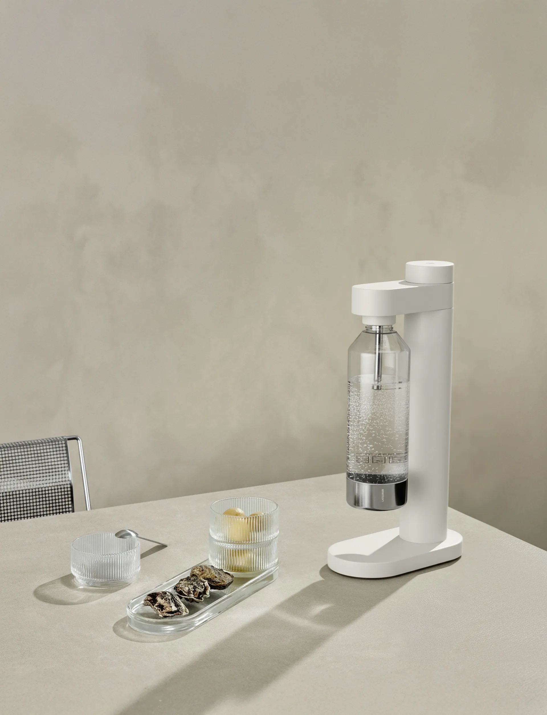 Máquina de agua con gas Brus, Blanco suave Stelton