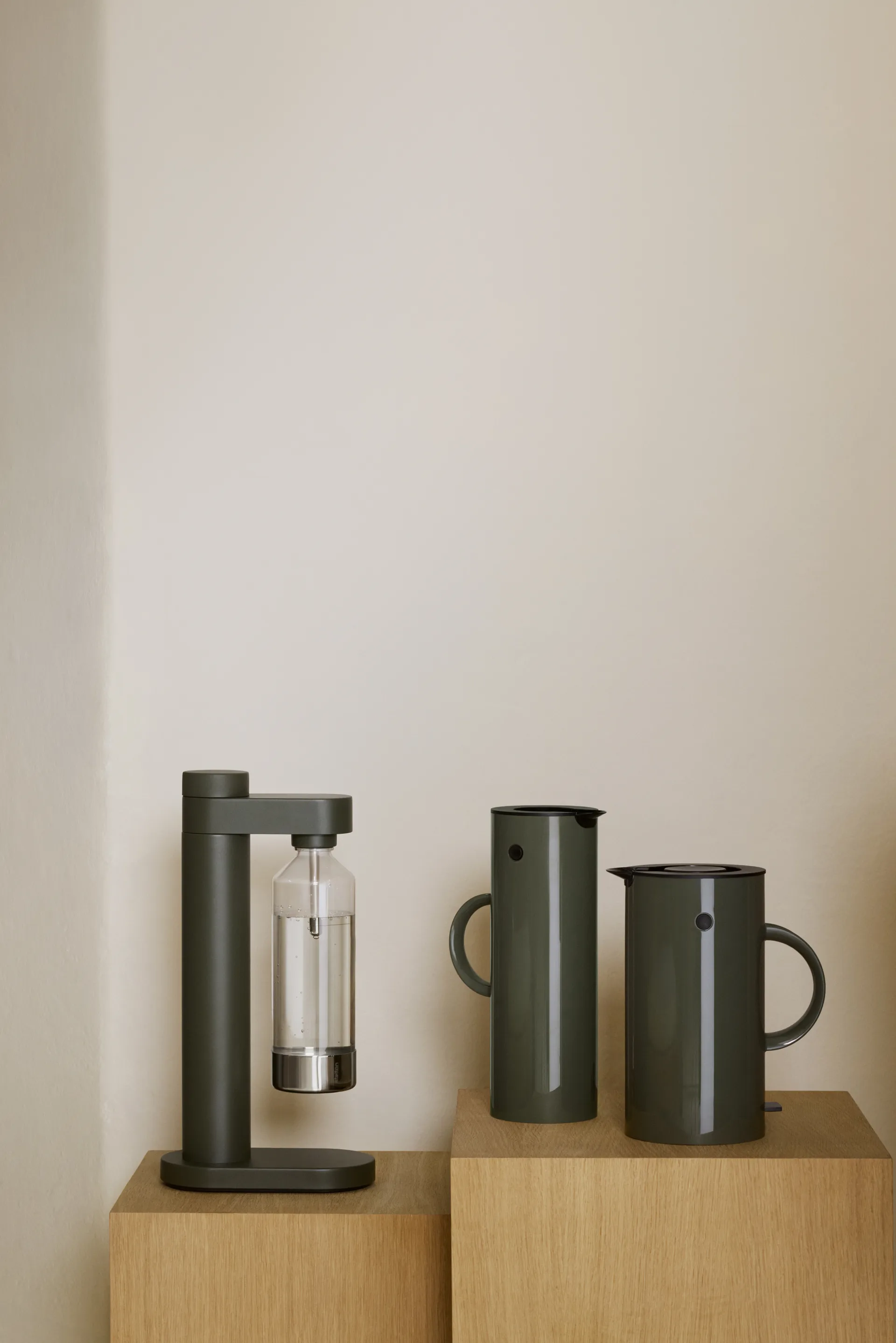 Máquina de agua con gas Brus, Dark forest Stelton