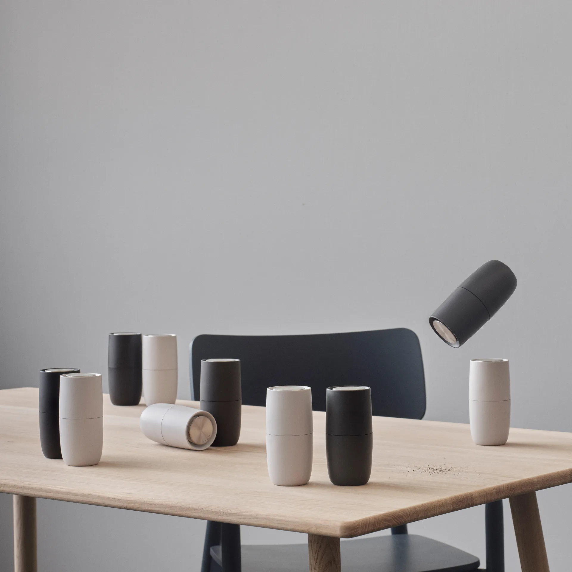 Molinillo de sal Foster, Light grey Stelton