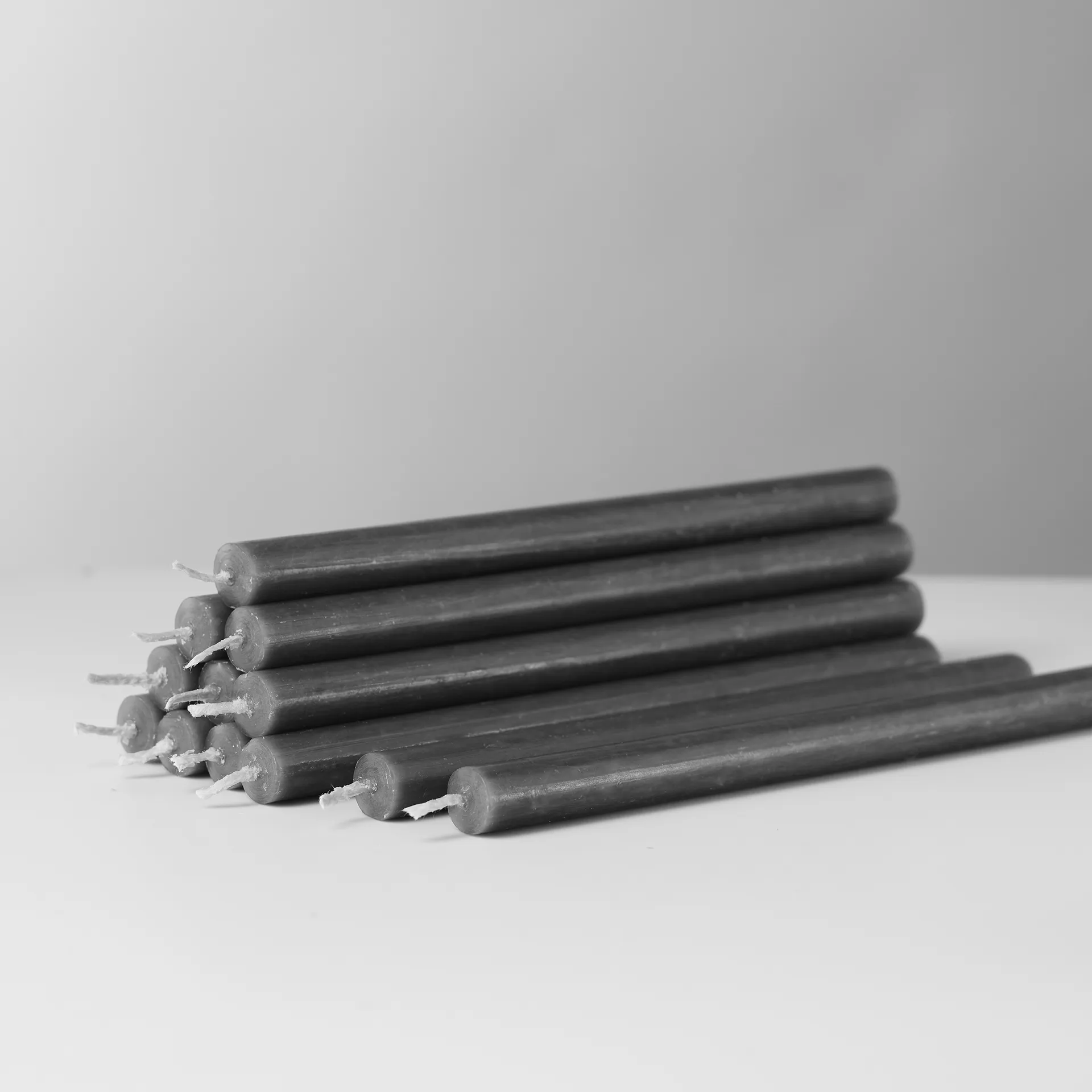 12 velas Nagel, antracita STOFF