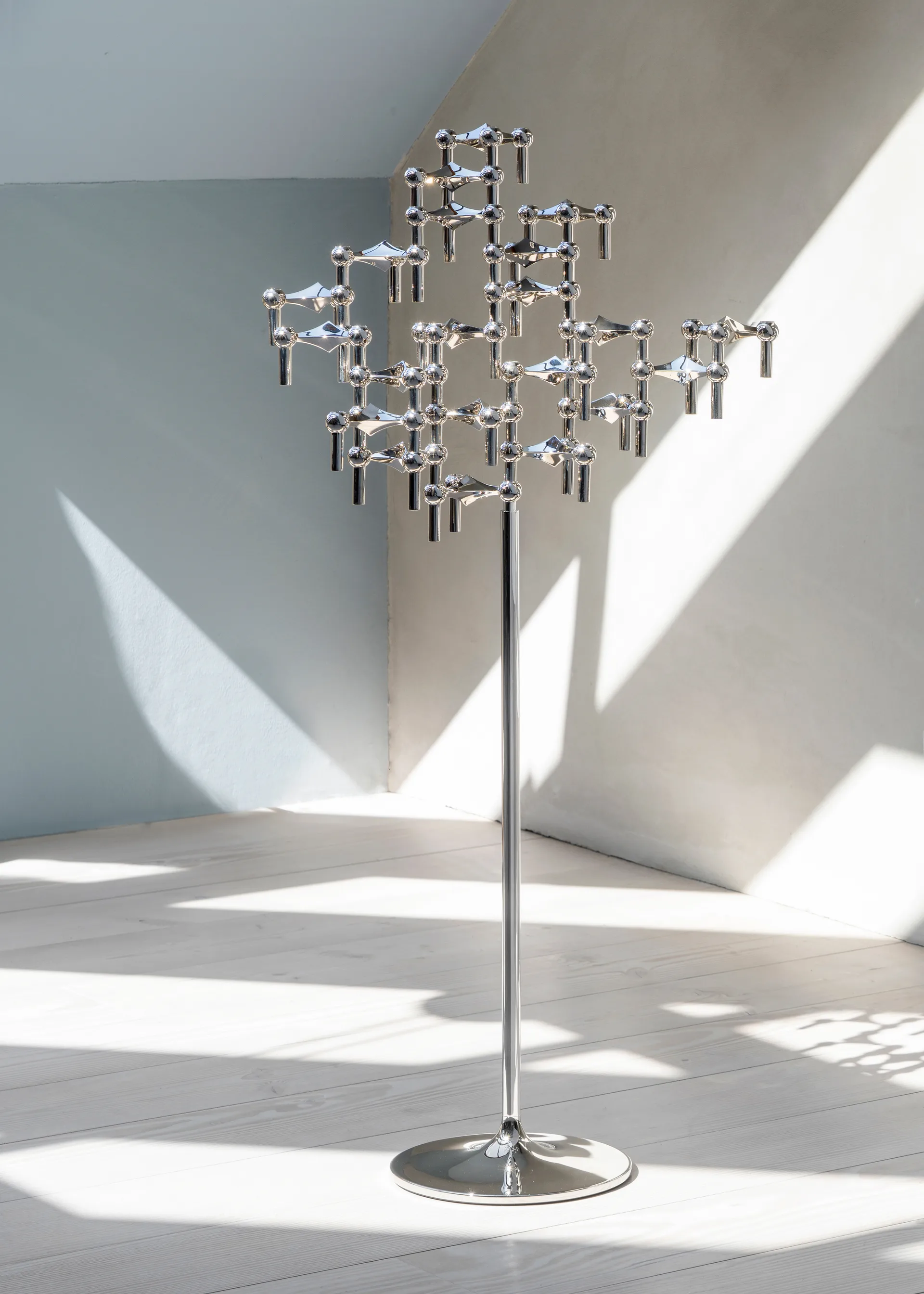 Candelabro de pie STOFF Nagel 70 cm, Chrome STOFF