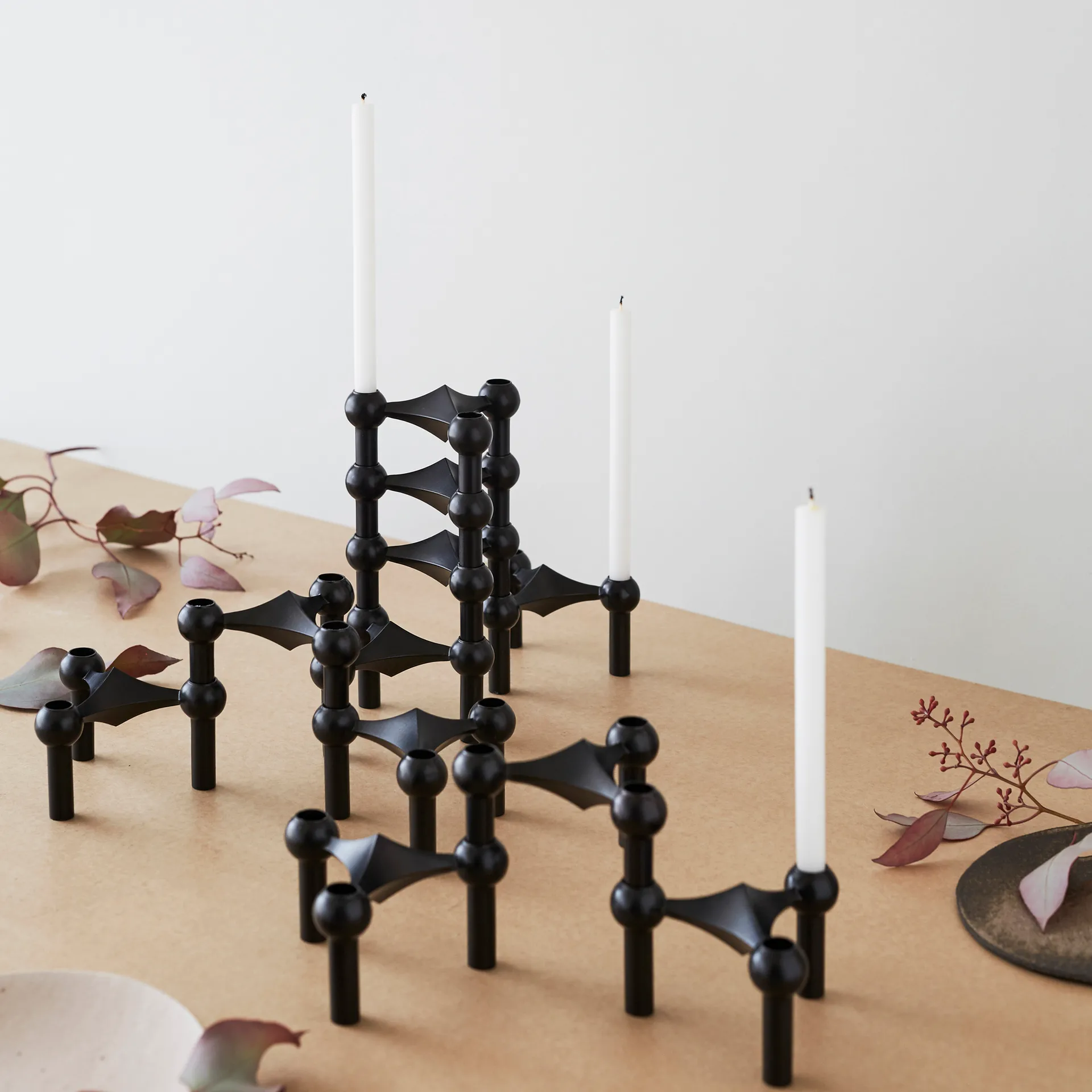 Candelabro Nagel, negro mate STOFF