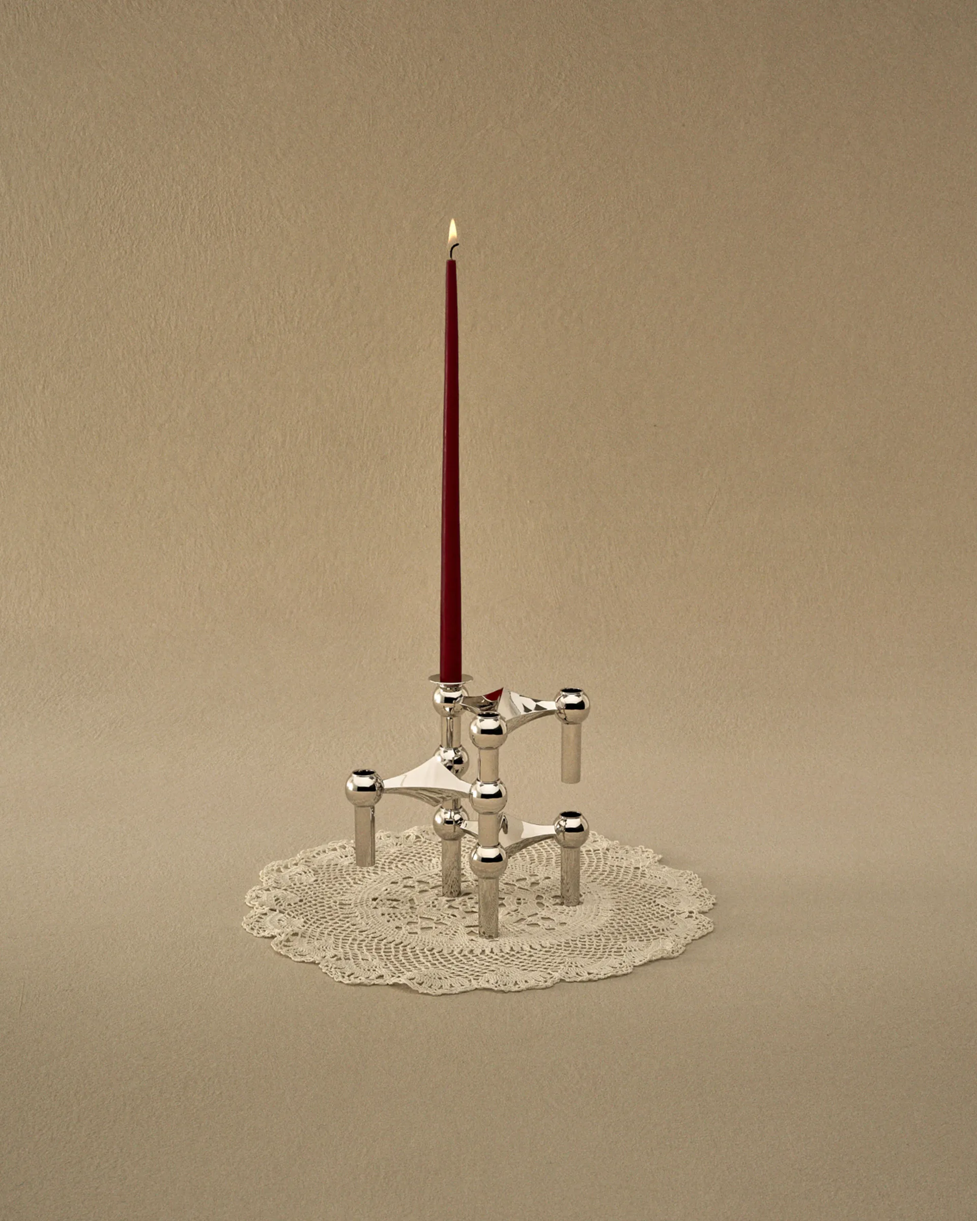 6 Velas cónicas STOFF Nagel de ester & erik, Burgundy red STOFF Nagel