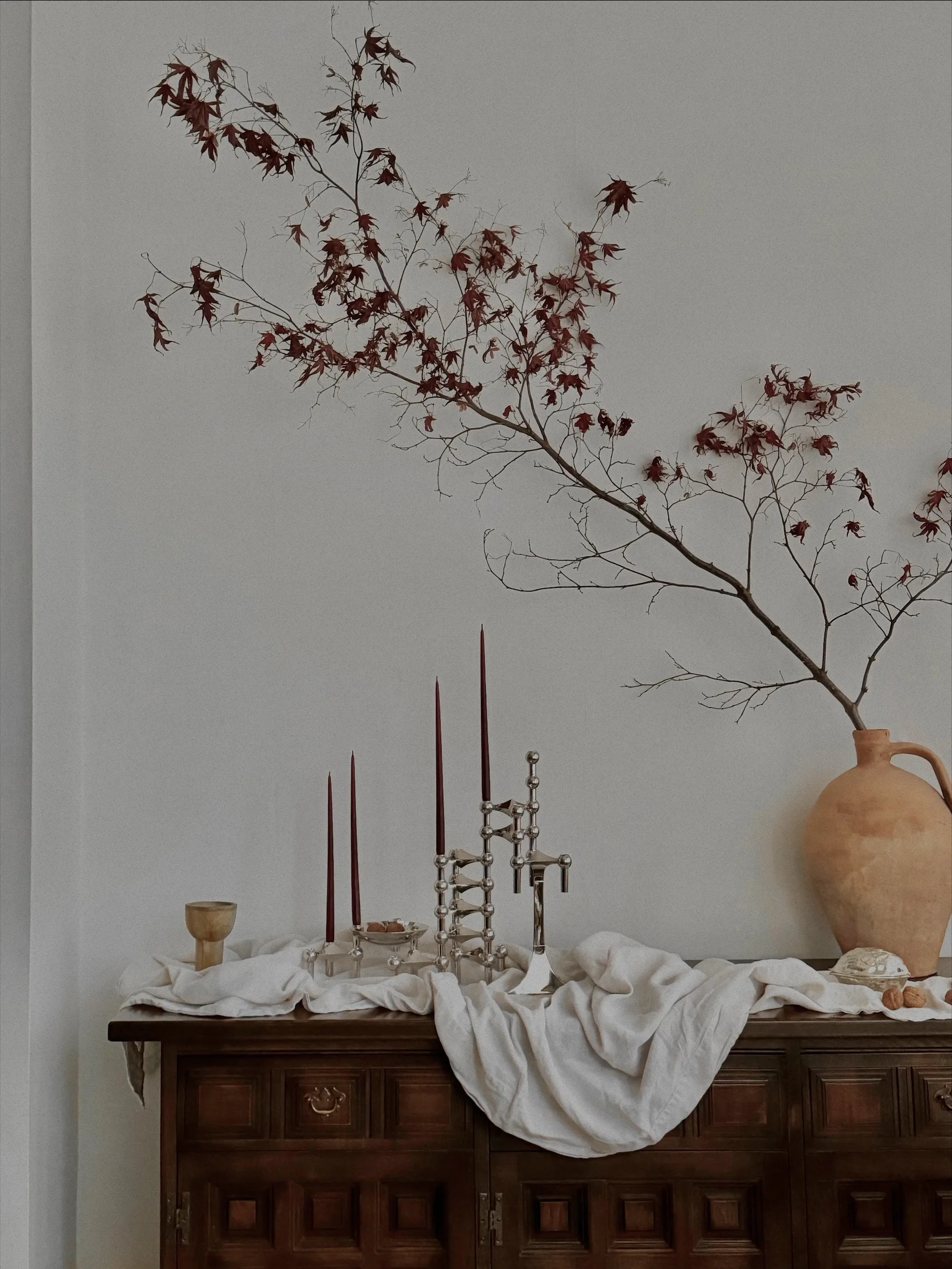 6 Velas cónicas STOFF Nagel de ester & erik, Burgundy red STOFF Nagel