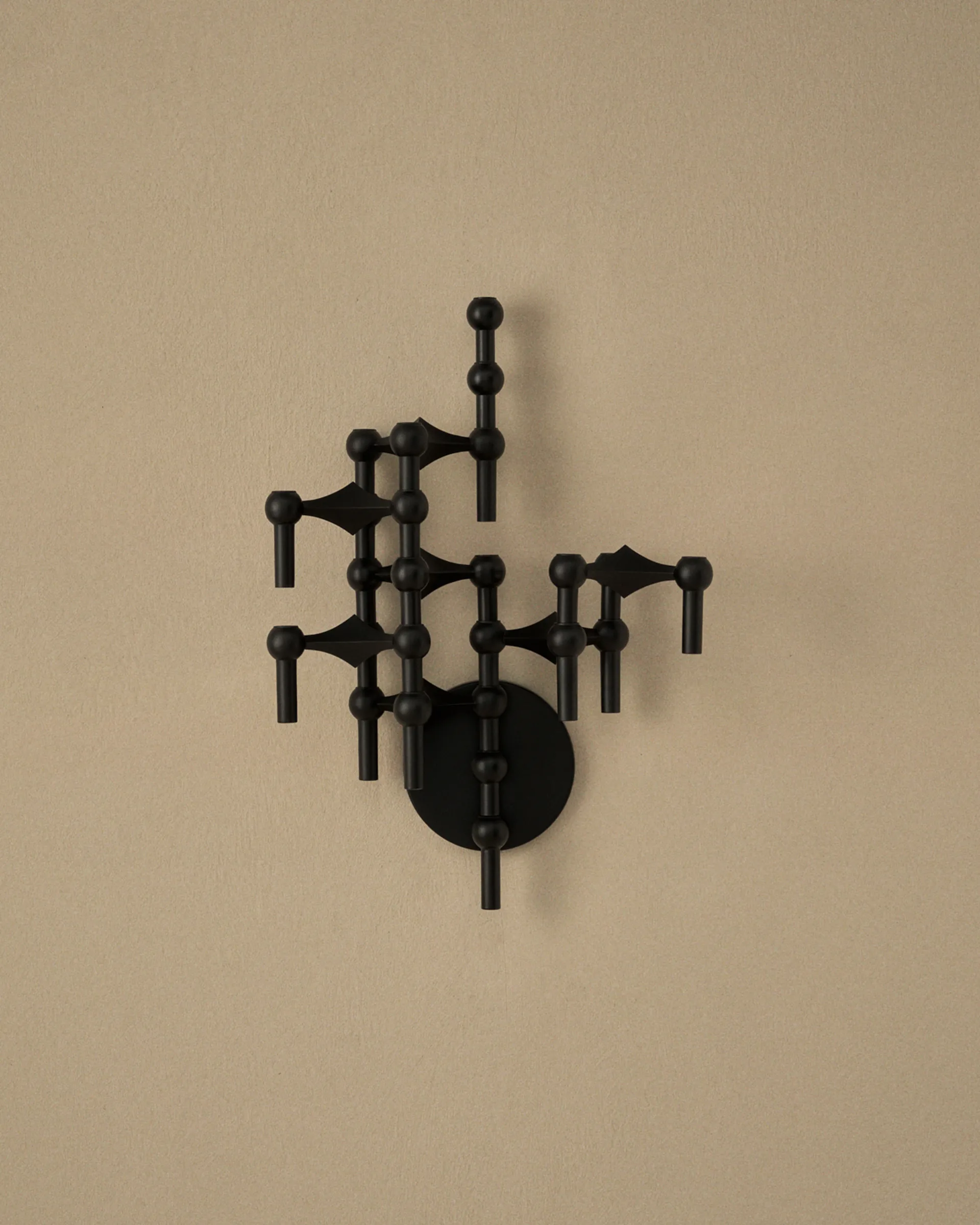 Candelabro de pared STOFF Nagel, Negro mate STOFF Nagel