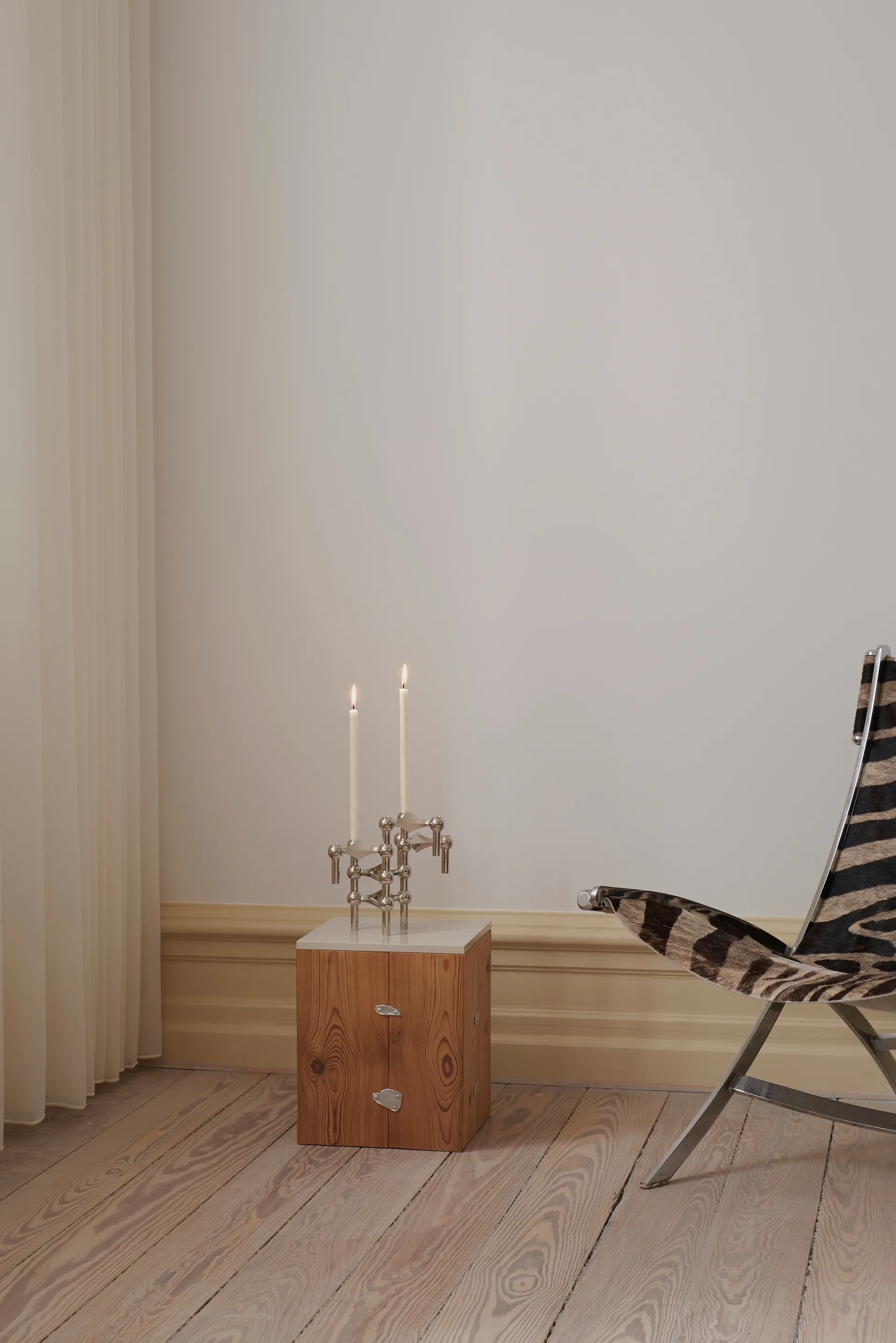 Candelabro STOFF Nagel + velas paquete de 12,  STOFF Nagel