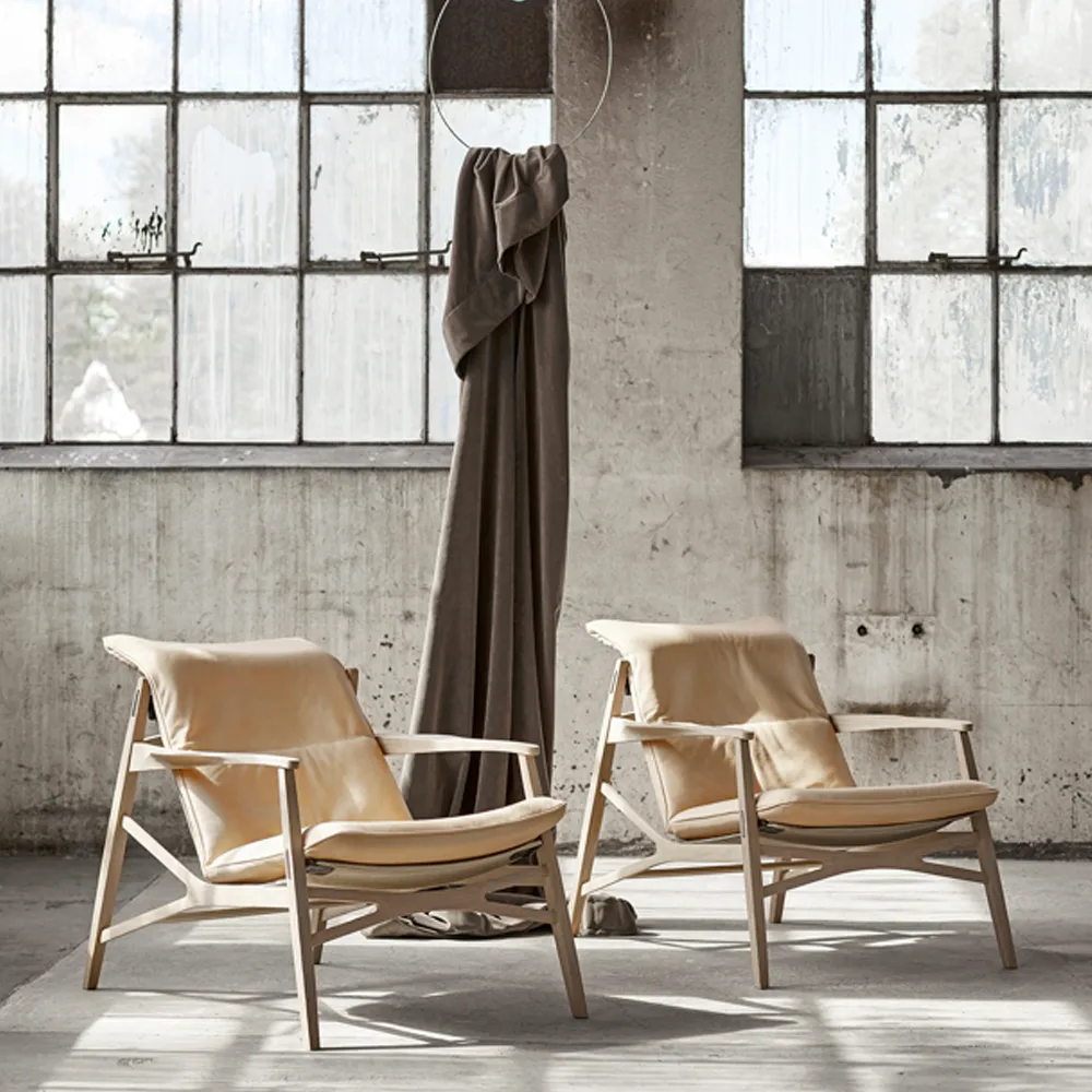 Butaca Lounge Link, Cuero tärnsjö marrón oscuro, roble aceitado natural, negro canvas Stolab