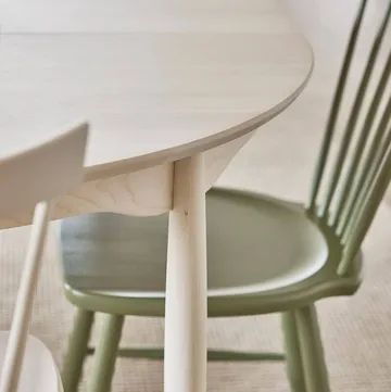Mesa de comedor Carl extensible - Roble claro con barniz mate, Ø115 cm - Stolab