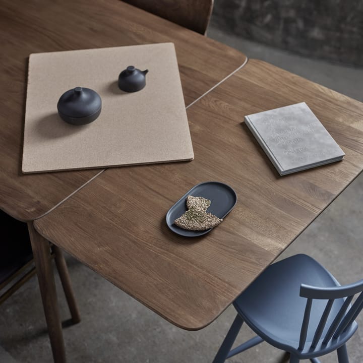Mesa Prima Vista, Smoked oak Stolab
