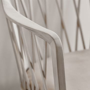 Silla con reposabrazos Widemar - Cuero tärnsjö natural, oljad abedul - Stolab
